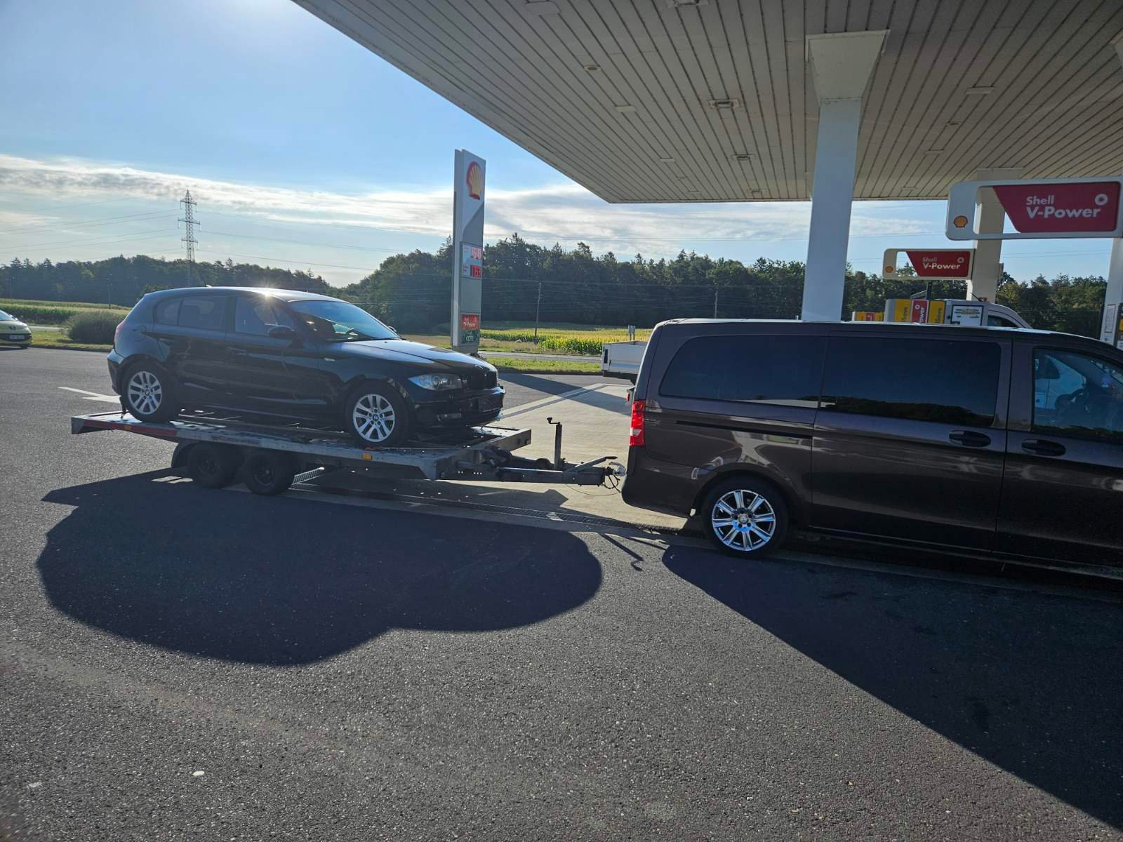 Dule Prevoz kombi sa automobilom na prikolici